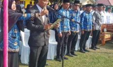 HUT RI Ke- 81 Bowo Edy Anggoro Bacakan Teks Proklamasi Di Lapangan Desa Bangunan Palas